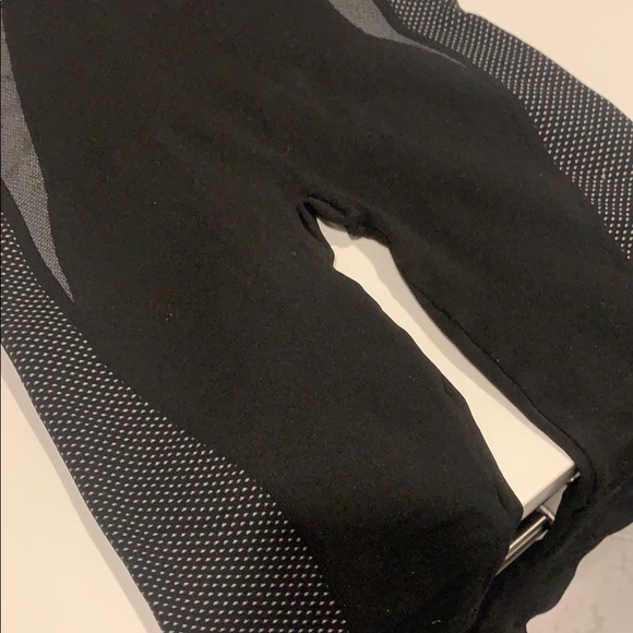 Spanx Leggings - Picture 6 of 8